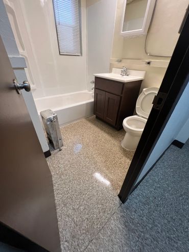 Repairing bathroom finish