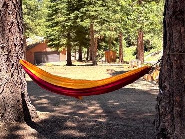 Peaceful Pines Resort & Retreat Lake Davis, CA - Plumas Co Best Mountain Getaway. Group Lodging.
