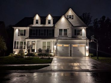 Curb Appeal
Front Yard Lighting
Landscape Lighting
House Illumination