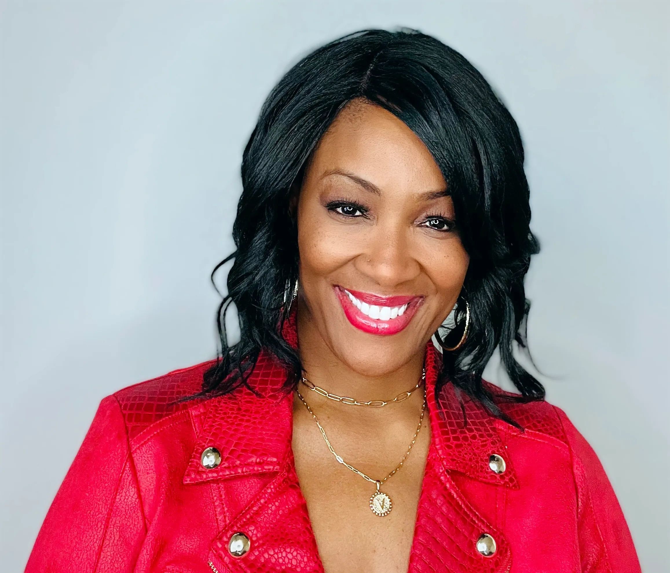 Vanessa Spence is an author, entrepreneur, motivational speaker and leadership coach.