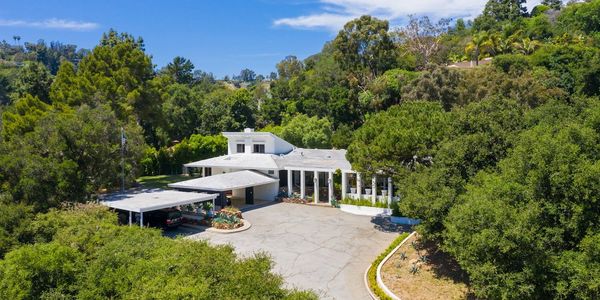 The Best Realtor in Los Angeles 
David Vertlieb
Real Estate Agent
The L.A. Real Estate Agency, Inc.