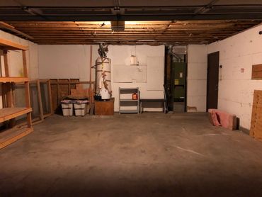 Prenda De Oro NW Garage