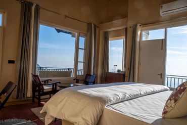 Dastak Retreat; Room