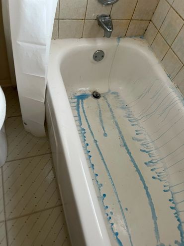 Professional Bath tube cleaning.