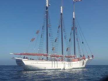 Waypoint Sailing tall ship retreat to Catalina Island.
