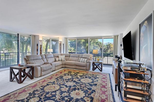 The Parliament
2427 Presidential Way Apt 204
West Palm BEach, FL 33401