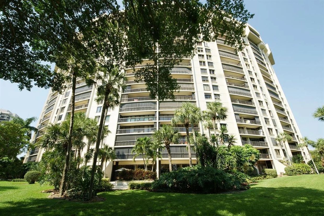 The Envoy
2480 Presidential Way Apt 1103
West Palm Beach, FL 33401