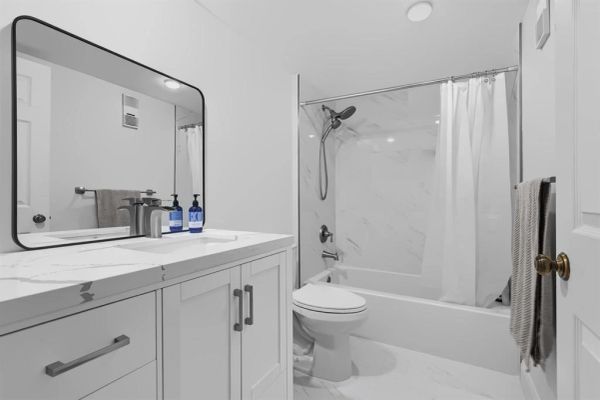 Whitehall
3826 Whitehall Dr Apt 302
West Palm Beach, FL 33401