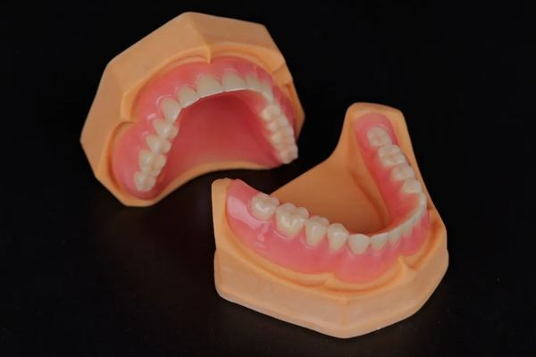 Acrylic Denture by Master Dental Studio. Removable Dental Lab