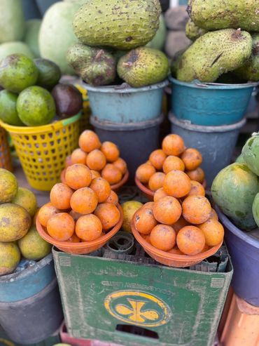 Road side fruit stands in Aburi Mountains in Ghana.