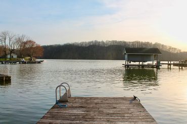 Private dock on Claytor Lake in Radford. Swim, kayak, boat, fish, and relax.