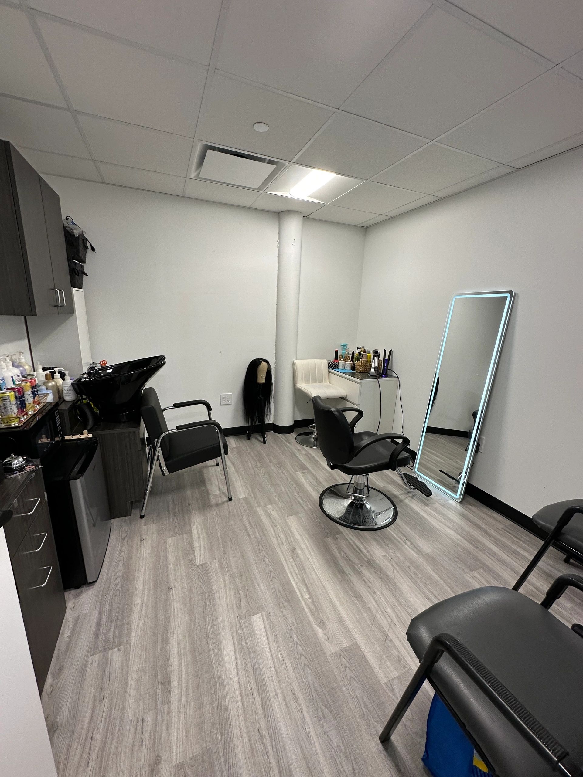 Fierce Mane Inc. new location: Phenix Salon Suite 