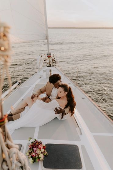marriage wedding elopement on a sailboat in Baltimore