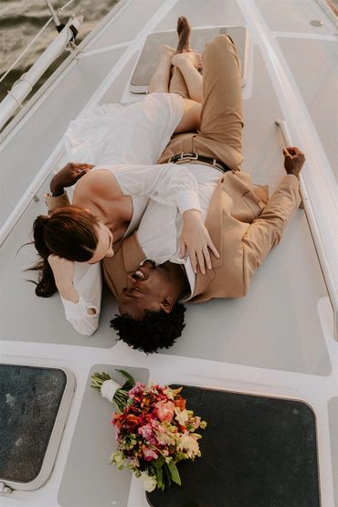 marriage wedding elopement on a sailboat in Baltimore