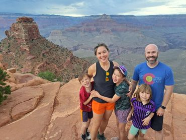 Great family fun,
Grand Canyon Day Hikes are the best way to see the canyon.