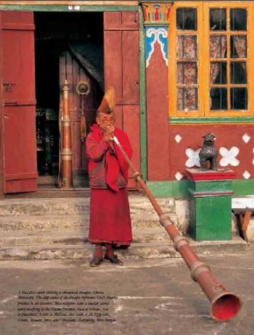 photo from India Unveiled, Spirit, Tradition, People by Robert Arnett, most insightful India books.