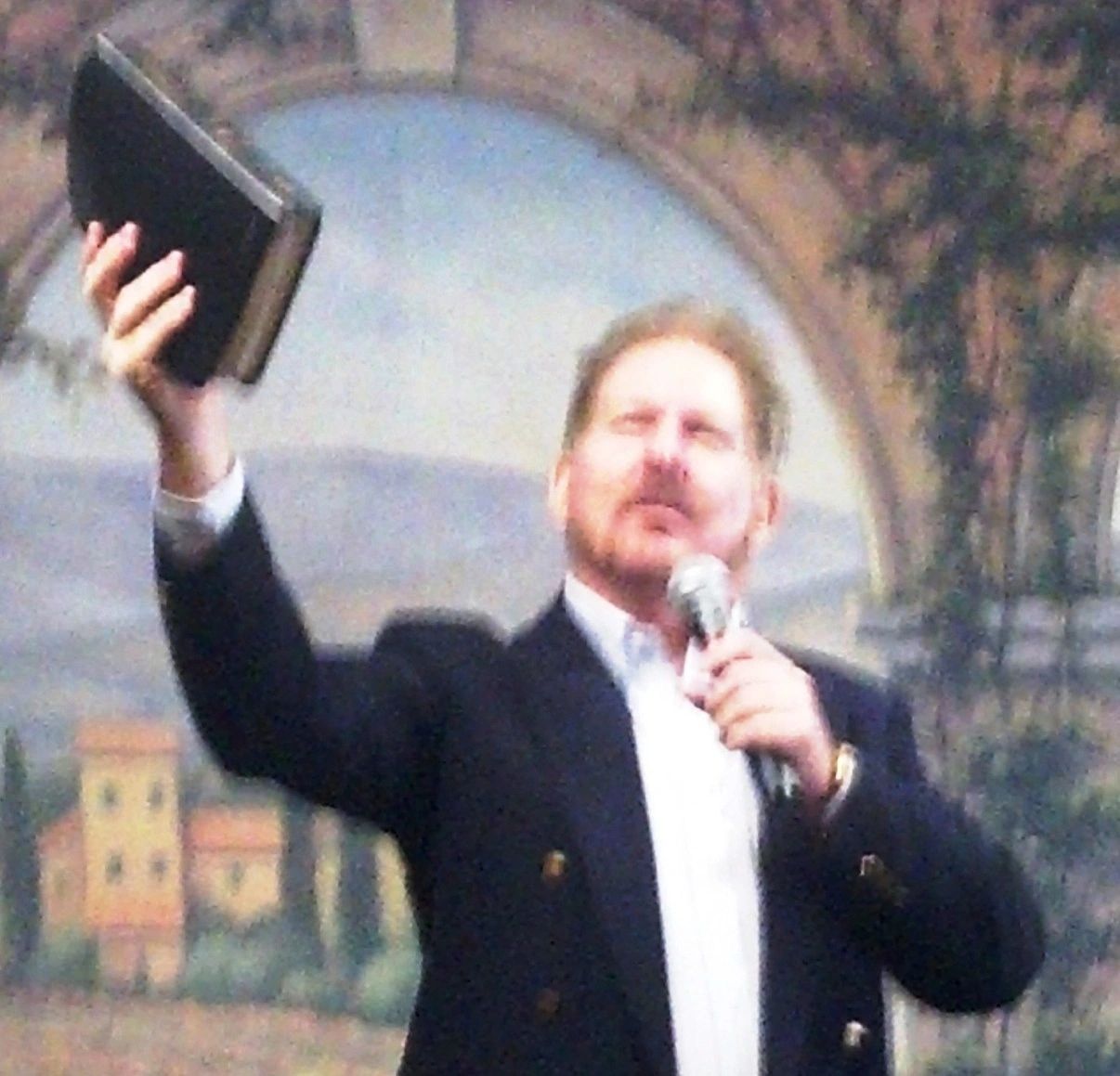 Pastor Jim Alderdice Preaching the Bible!