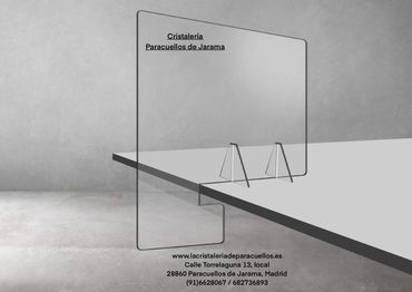 Mampara prevención contagios, ideal separación mesas en oficinas.