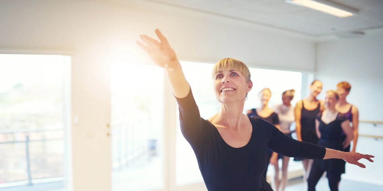 Ballet....not just for kids.
Grow old Gracefully......do ballet!