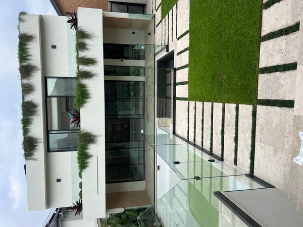 Modern luxury home construction and renovation project completed by Alamro Building Group in Sydney.