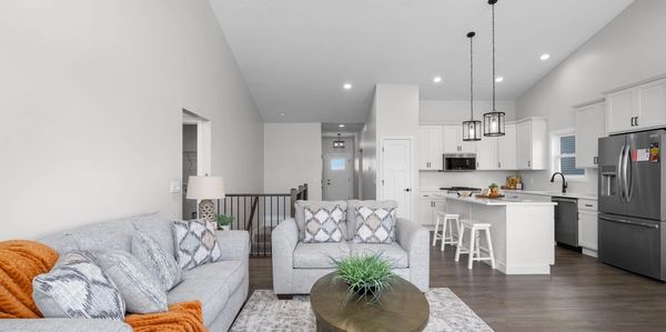 Shueree Boley & Erin McChesney • The Home Team • Eastern Iowa 🌽 REALTOR® • haven. REAL ESTATE