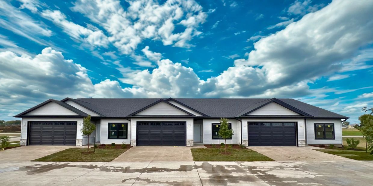 Shueree Boley & Erin McChesney • The Home Team • Eastern Iowa 🌽 REALTOR® • haven. REAL ESTATE