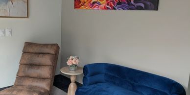 Experience comfort and relaxation at NY360 Wellness Medicine. Our thoughtfully wellness loounge.