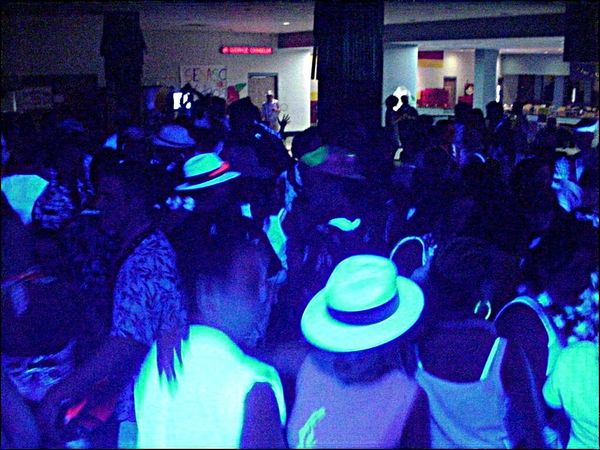 school proms dance lighting intelligent lighting dj al martinez school entertainment fun college fun
