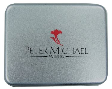 VINFRARED TOGGLE TIN CASE PACKAGING
Packaging for the Peter Michael Winery