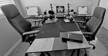 ROCK N ROLL GUTTER STUDIO