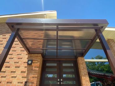 polycarbonate metal canopy with posts