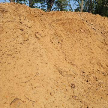Fill sand available by pick-up in Peoria, Illinois or by delivery.