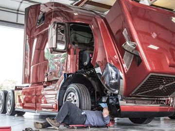 Truck Engine Repair