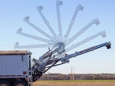 Folding Conveyor, AgriLite Conveyor Trailer, Wilson Pacesetter, Spout