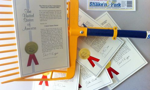 Patented Shake'n Fork and Shake'n Rakes for cleaning and grooming beach sand