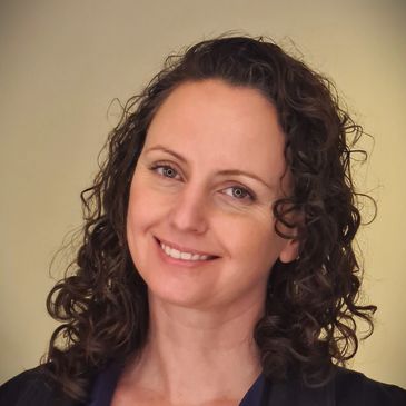 Dr Emma Tippett (MBBS, PhD) - Infectious Disease physician.