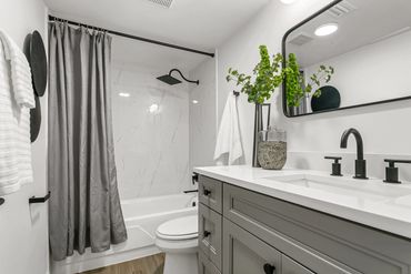 South Tampa Apartment Rental. Modern bathroom in apartment building. Soho Apartments Tampa. 