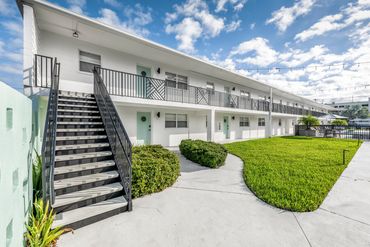 Exterior of South Tampa SOHO apartment building. Soho Apartments is a rental complex in Tampa.