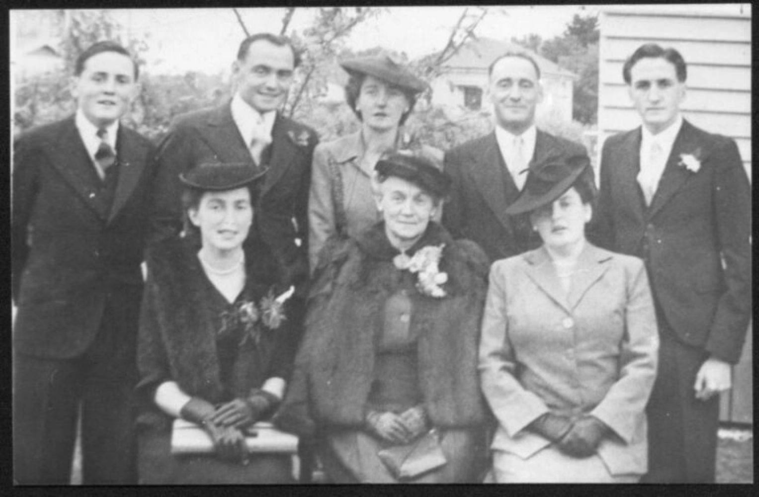 Lil (McKain) Fairweather and her seven children: Toby, Tom, Owen, Jack, Jean, Doss, Bet.
