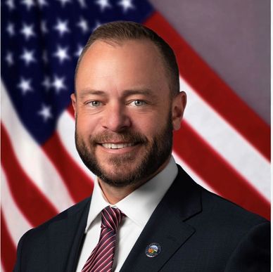 Tustin Mayor Austin Lumbard