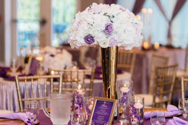 Purple Guest Table Decor