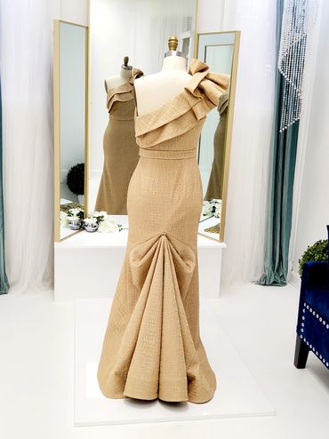 Wedding Dress Bustle by Great Couture Fashion | Orlando, FL