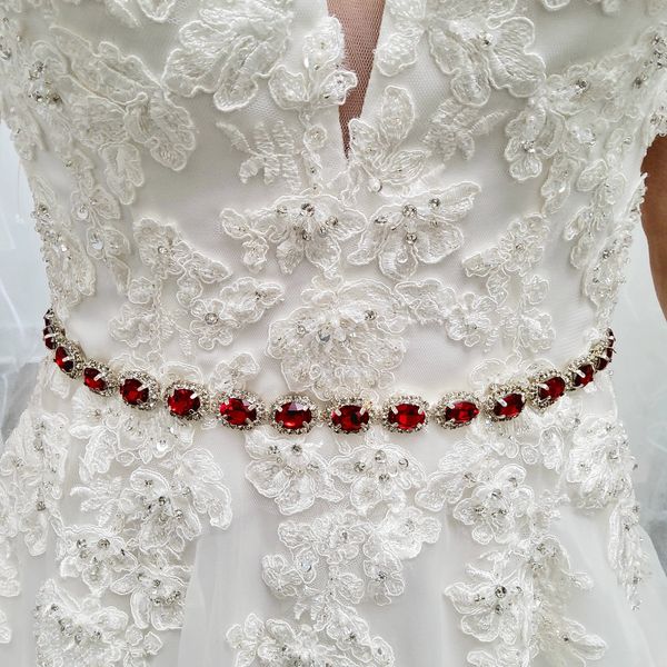OFF-THE-RACK WEDDING DRESSES, Bridal Gowns Veils,  Accessories by Great Couture Fashion