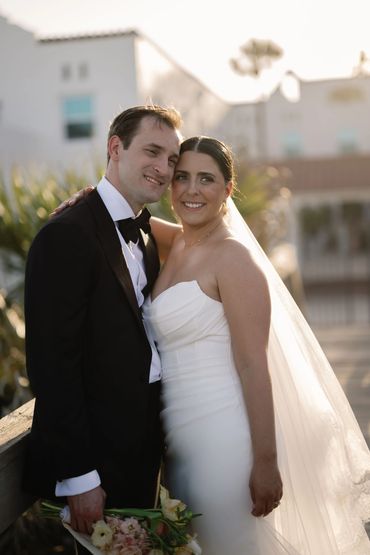 Off-the-rack wedding dresses and bridal gowns, Wedding Dress Sale, Discounted Wedding Dresses