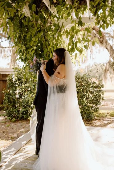 Off-the-rack wedding dresses and bridal gowns, Wedding Dress Sale, Discounted Wedding Dresses