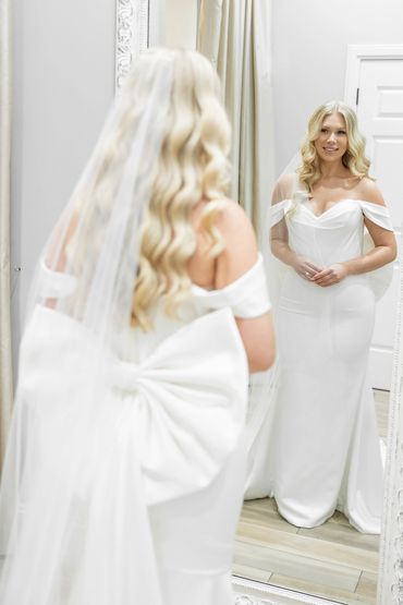 Wedding Veils, long and short veil, face-covering birdcage, Chapel and Cathedral veil, accessories