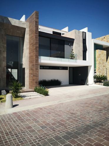 Casa en venta Lomas de Angelopolis 4 recamaras cerca Sonata Alberca gimnasio Cholula Puebla Toscana