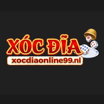 Logo trò chơi Xóc Đĩa với địa chỉ trang web.