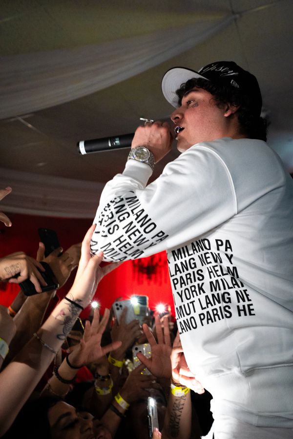 Oh Geesy live performance