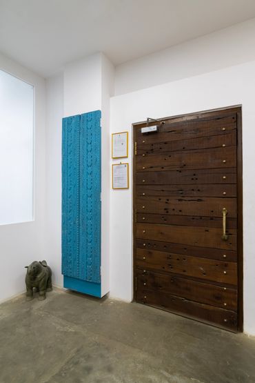 Office lobby with art deco interior styling in lower parel mumbai showing hidden db detail